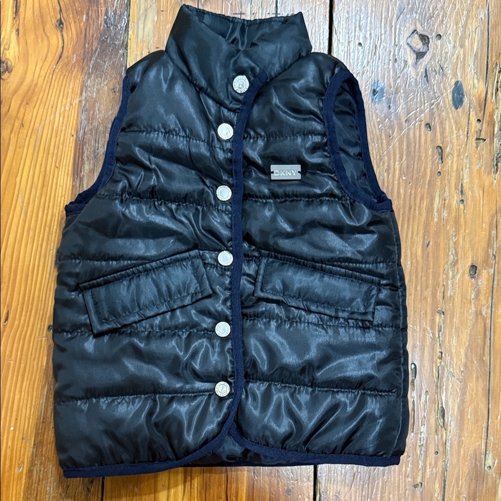 DKNY Kids Girl Toddler Black Puffer Vest Size 4T